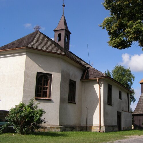 Dřevěný kostel sv. Václava a Stanislava v Měníku