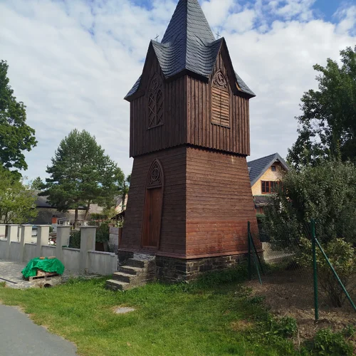 Dřevěná zvonice v Jamarticích