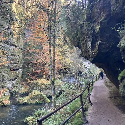 Edmundova a Divoká soutěska u Hřenska