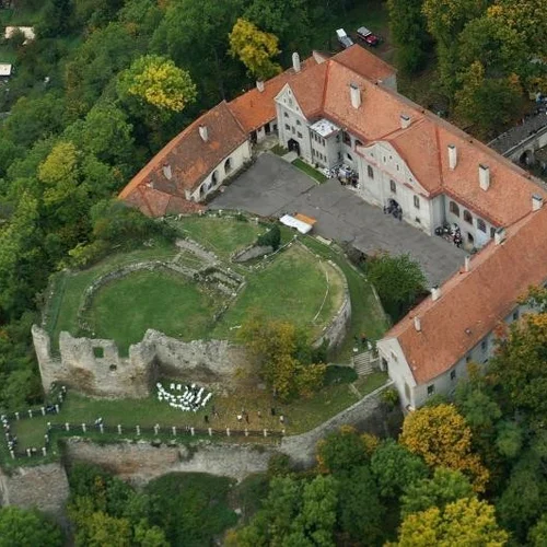 Hrad Modrý Kameň