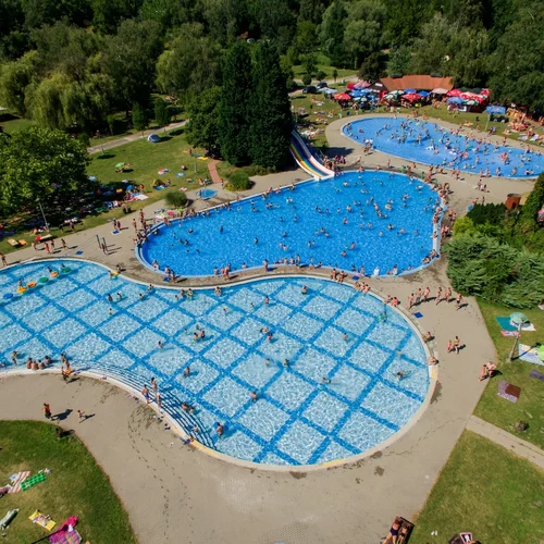 Letné kúpalisko Fényes