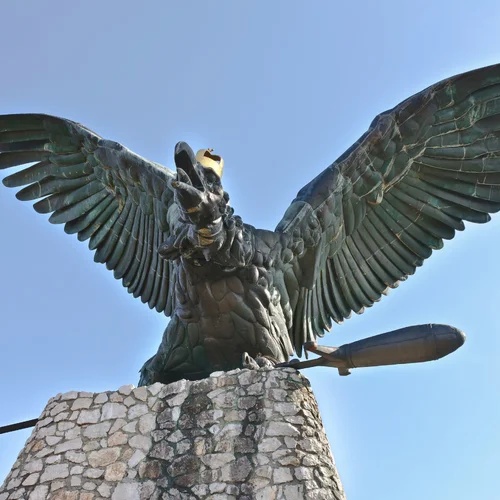 Socha Turula, Tatabánya