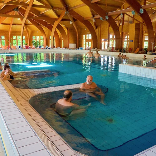 Liečebné a termálne kúpele Agárd