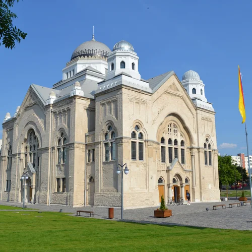 Synagóga v Lučenci