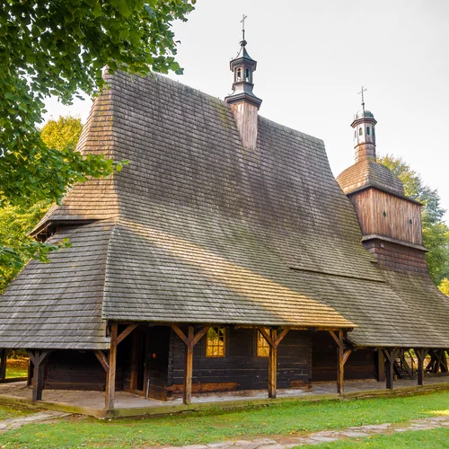 Drevený kostol svätého Filipa a Jakuba v Sekowej