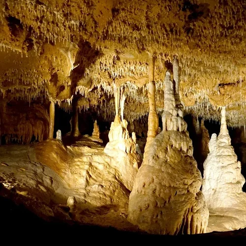 Jaskyňa Balcarka, zrúcanina Blansek a Macocha