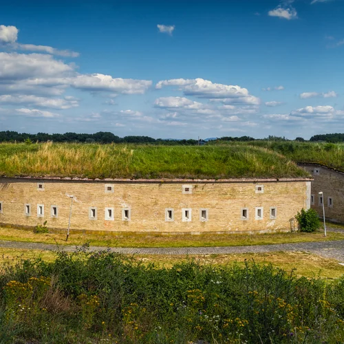 Komárňanská pevnosť