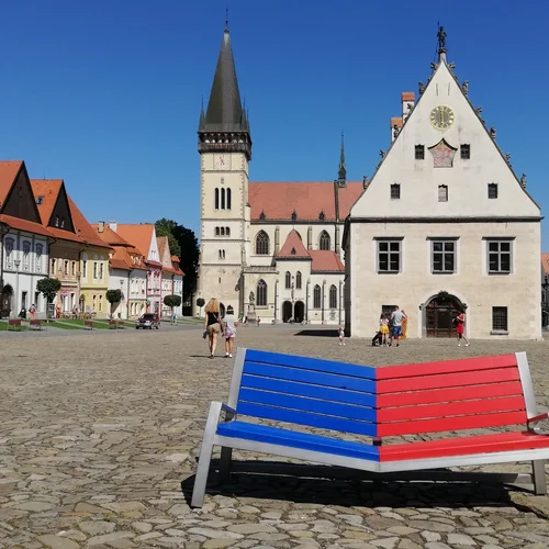 Lavička zblíženia v Bardejove