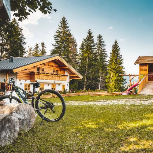 Dedečkova chata v Nízkych Tatrách