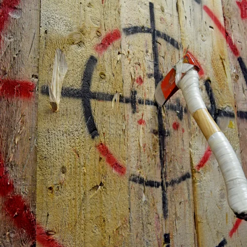 Klub vrhania sekerou