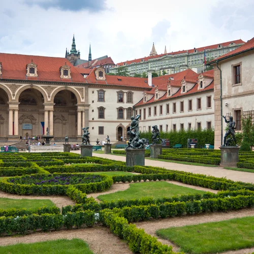 Valdštejnská záhrada