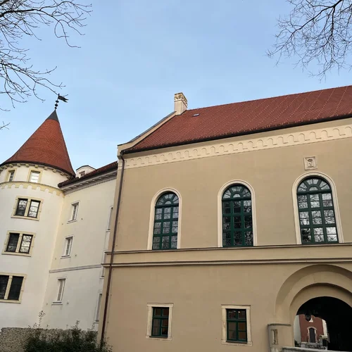 Pezinský zámok - Šimák Zámok Pezinok