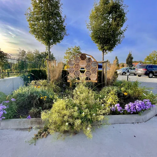 Rozárium M. H. Chotekovej Medolandia