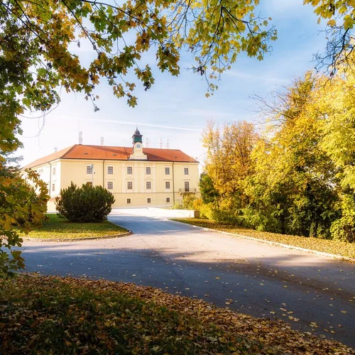 Hlohovský zámok