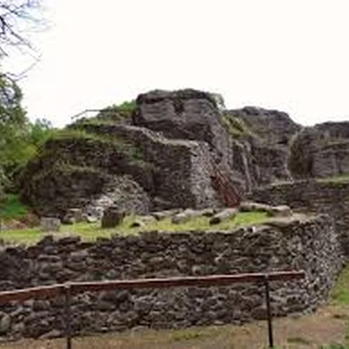 Hrad Sitno