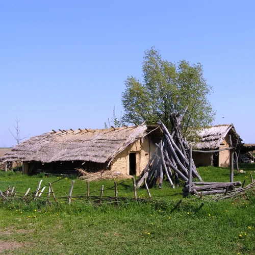 Archeopark Všestary – centrum experimentální archeologie