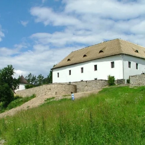 Tvrz Žumberk