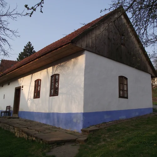 Komňa – domek zvěrokleštiče