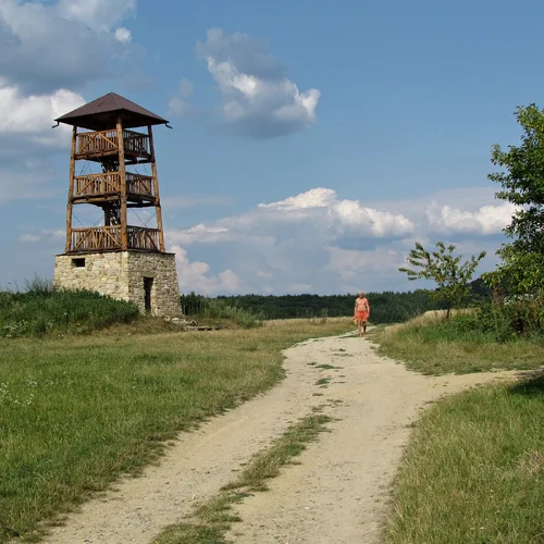 Rozhledna na Strážné