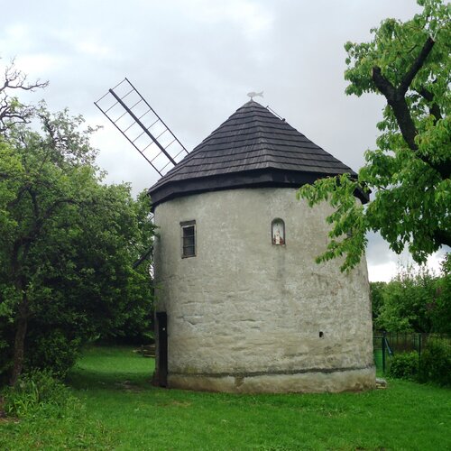 Štípa - větrný mlýn u Zlína