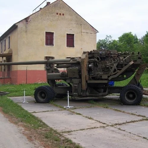 Vojenské technické muzeum Lešany