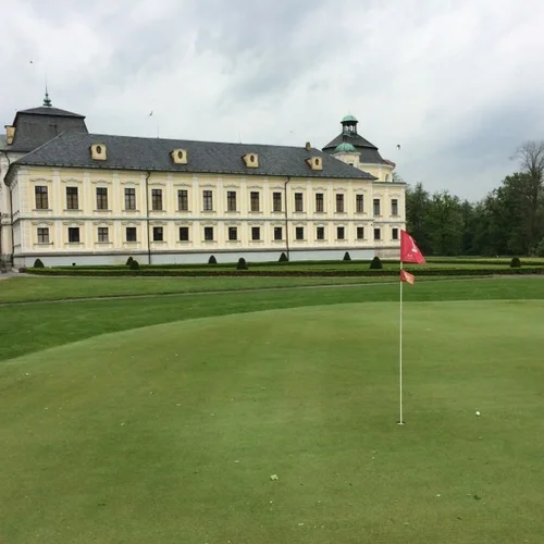 Kravaře - golfové hřiště