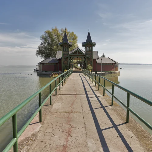 Ostrovné kúpele (Szigetfürdő), Keszthely