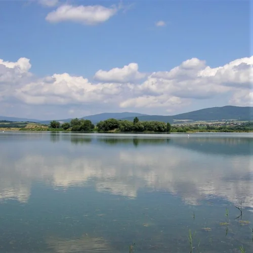 Jazero Geča