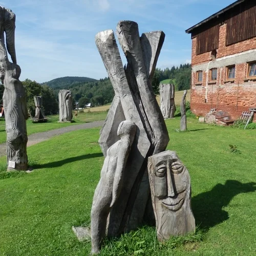 Stezka Dřevosochání v Rokytnici nad Jizerou