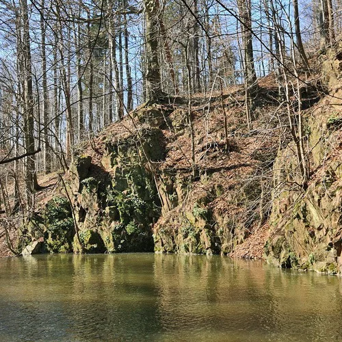 Pekelské a Hedvičino údolí