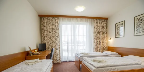 Třílůžkový pokoj (16–20 m²)