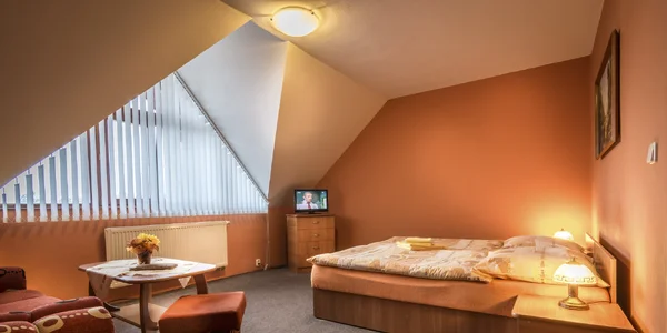 Dvojlôžková izba s oddelenými lôžkami (15 m²)