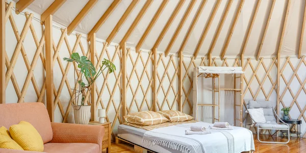 Jurta Tropiki s privátnou vírivkou (38 m²)