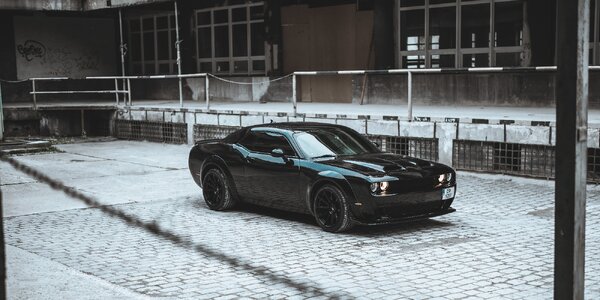 Superjízda v Dodge Challenger 
až 15–60 minut
