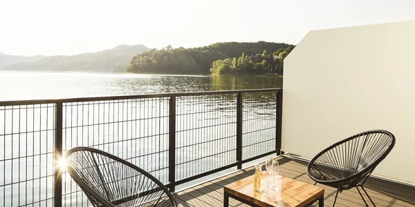 Deluxe s výhledem na jezero (30 m²)