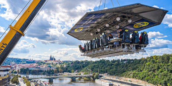 Nevšední kulinářský 
zážitek 50 metrů nad zemí