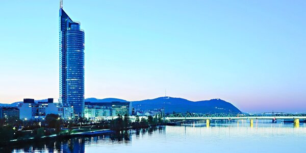 4* hotel ve Vídni u Dunaje: 
snídaně i obří kolo