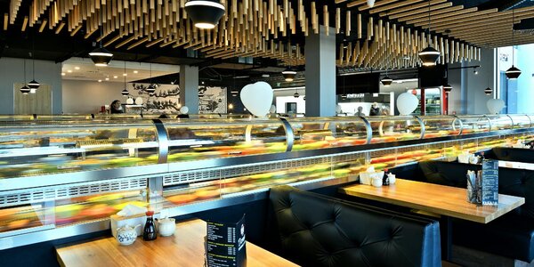 Dvě hodiny running sushi all you 
can eat v Řepích