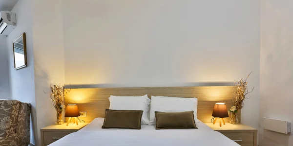 Velký pokoj Standard (22 m²)