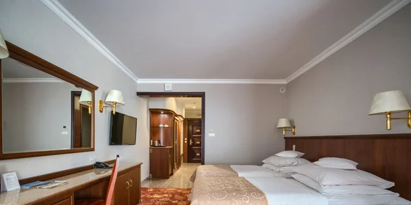Dvoulůžkový pokoj (s výhledem na jezero) (40 m²)