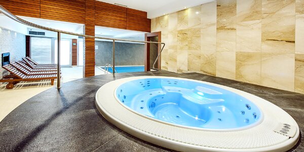 1,5 h v privátním wellness: 
vířivka, aperol i sauna