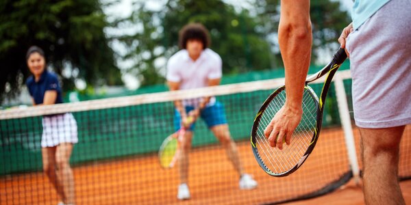Tenis s trenérem pro děti 
i dospělé – 1 až 4 osoby