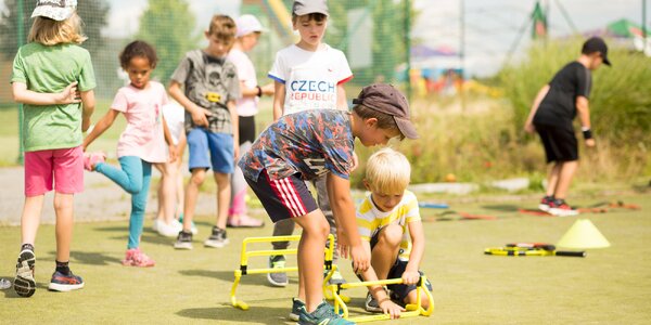 Příměstský sportovní tábor 
u Prahy pro děti 7–15 let