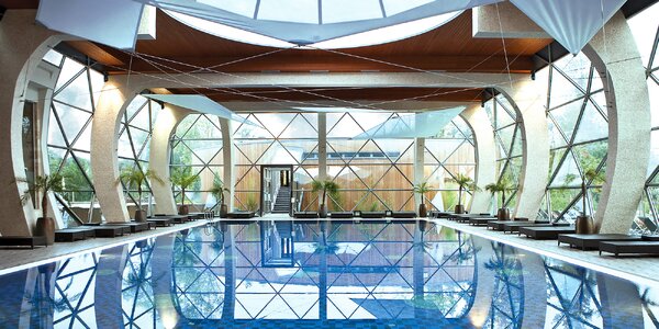 5* luxus: neomezený wellness 
s 22 termálními bazény
