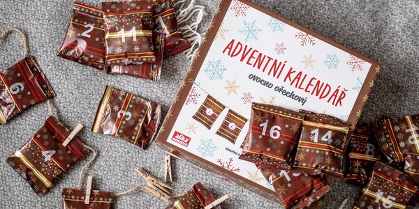Adventní kalendář: 
24 sáčků s oříšky i ovocem