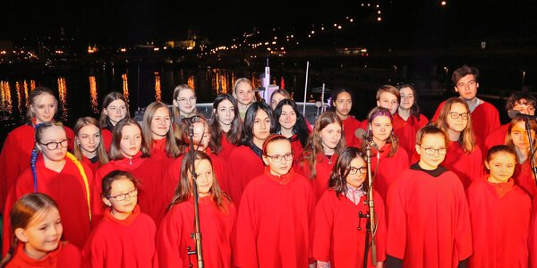 Adventní koncert na lodi 
s večeří formou rautu