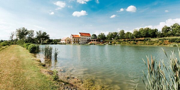 Apartmán ve mlýně: snídaně, 
privátní wellness i sekt