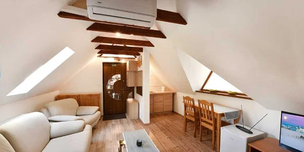 Trojlôžková izba (20 m²)