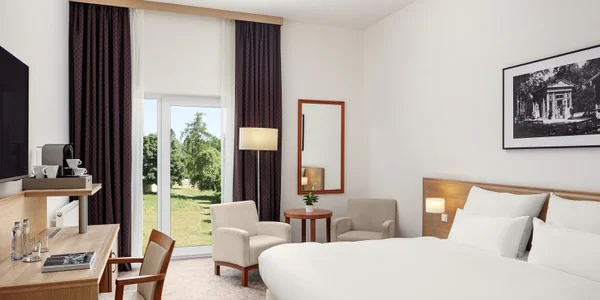 Classic Double Room (24–28 m²)