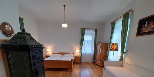 Superior Hostinský štvorlôžkový pokoj - studio (34 m²)